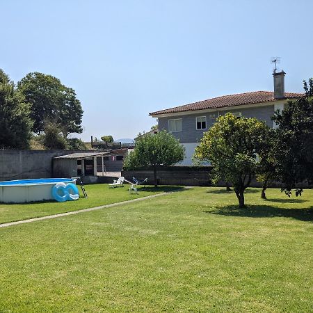 Villa Casa a 1km del centro de Nigrán Exterior foto